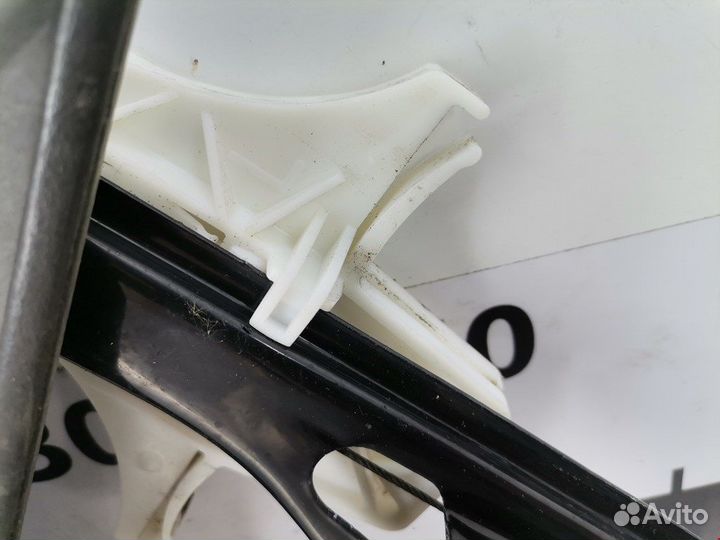 Стеклоподъемник для Skoda Fabia 2 (5J)