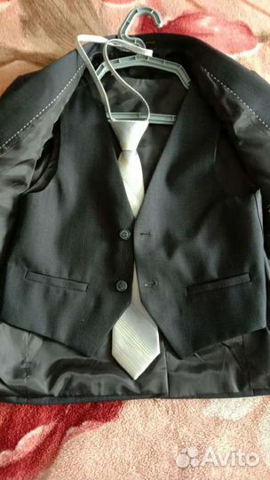 Школьный костюм