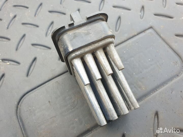 Резистор отопителя печки Astra H G Zafira A B Опел