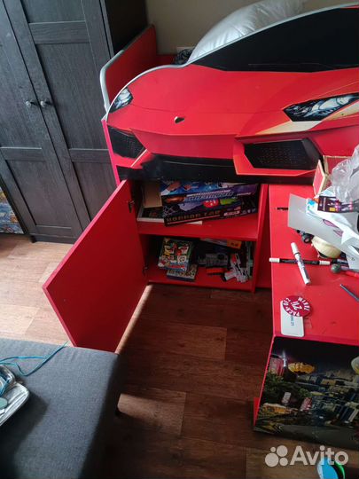 Кровать детская с комодом