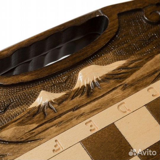 Шахматы и нарды резные c Араратом с ручкой 40 х 46 см бук Армения 62708