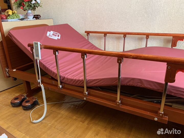 Кровать медицинская