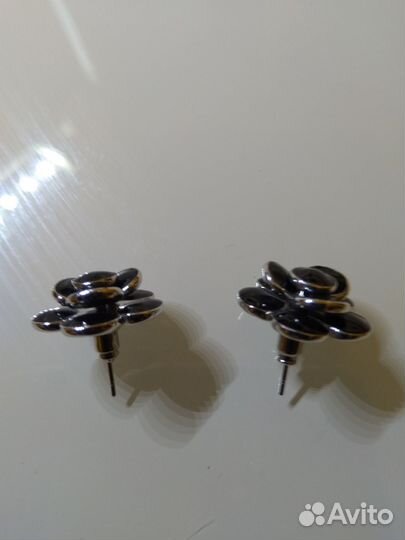 Серьги- пуссеты
