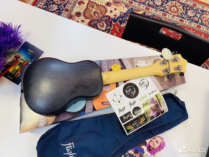 Укулеле Flight Новая