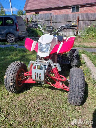 Спортивный квадроцикл 250кубов