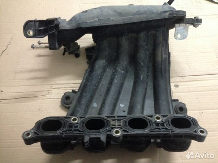 Коллектор впускной Ниссан Ноте 1,6