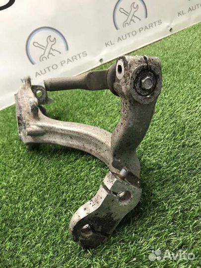 Кулак поворотный передний правый Audi A6 С6 ASB