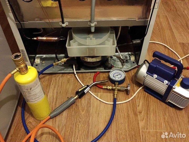 Ремонт холодильников и морозильных камер