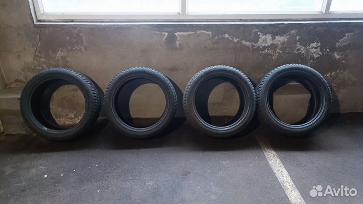 Nokian Tyres Hakkapeliitta 8 245/45 R19 и 275/40 R19 105T