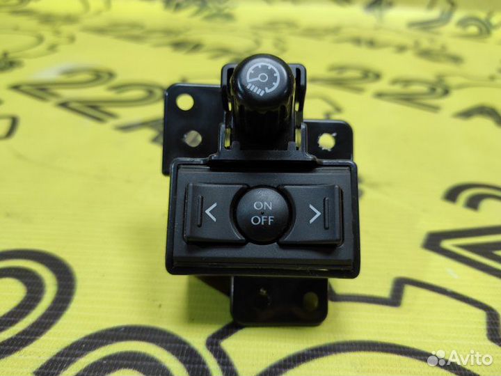 Блок кнопок Lexus Is250 GSE20 4grfse 2006.12