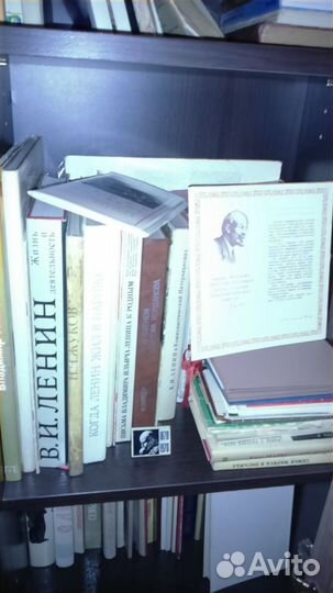 Книги, пластинки,открытки о В. И. Ленине + детские