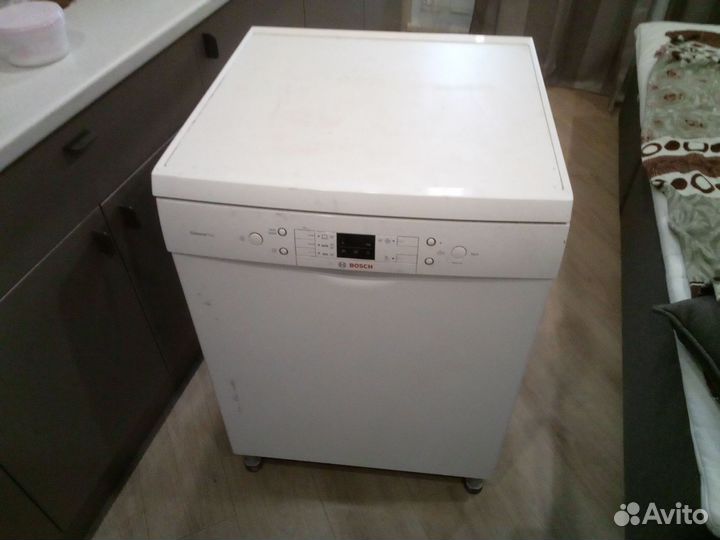 Посудомоечная машина Bosch 60см,по запчастям