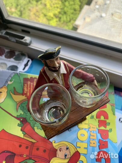 Рюмки с подставкой пират