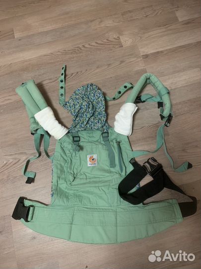 Эргорюкзак ergobaby + слюнявчики