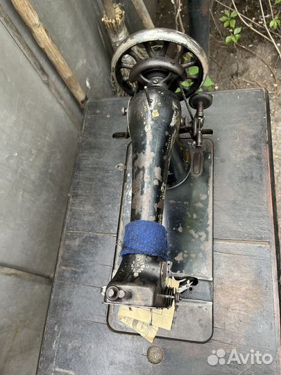 Швейная машинка