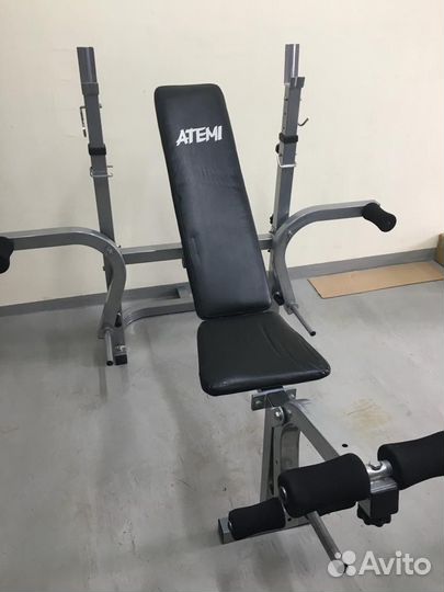 Скамья многофункциональная для жима лежа atemi