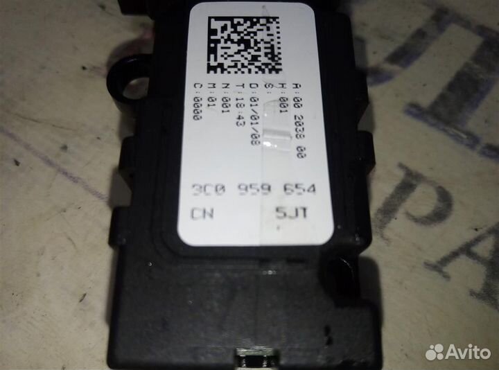 Датчик угла поворота рулевого колеса VW Passat (B