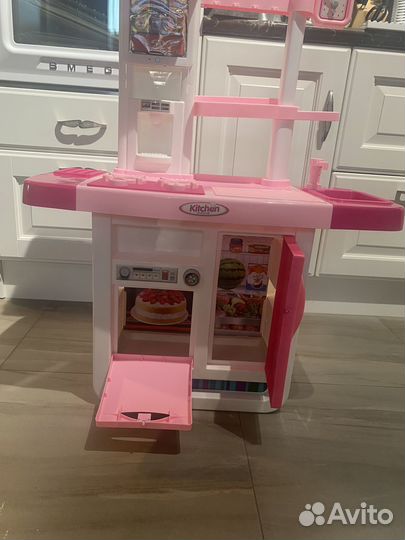 Детская кухня из пластика