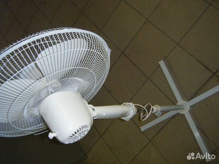 Напольный вентилятор Euromate с таймером