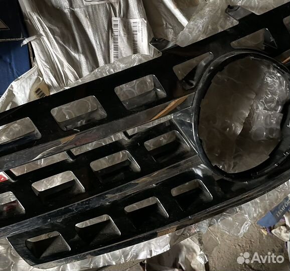 Решетка радиатора Mercedes Benz ML W164
