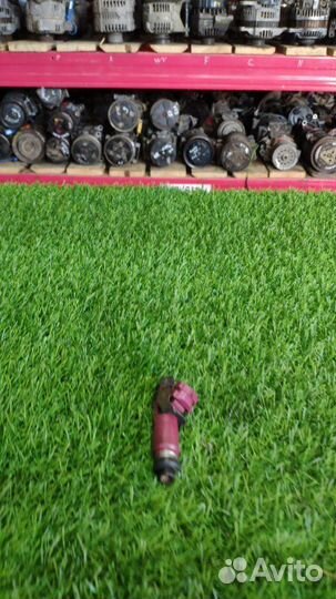 Форсунка топливная Mazda Demio DY3W zyve 2002-2007