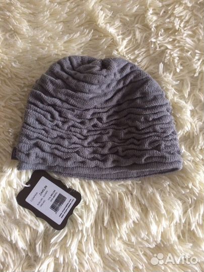 Шапка женская новая
