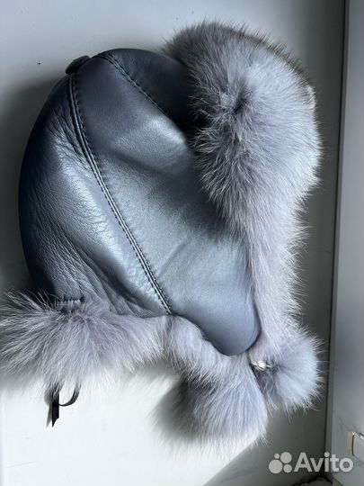 Шапка ушанка женская натуральный мех песец. Новая