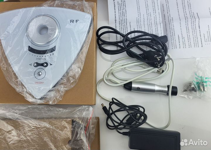 Массажер аппарат для RF лифтинга mini RF