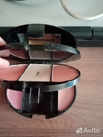 Тени Ruby Rose, 3 в 1,трельяжка