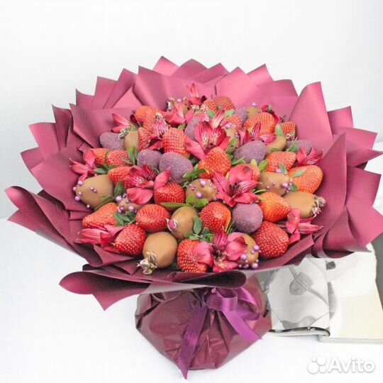 Клубничный букет Монро