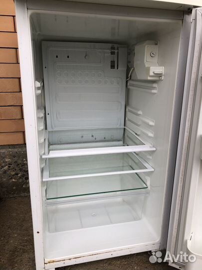 Холодильник маленький