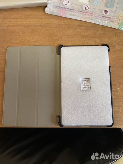 Защитный чехол на планшет
