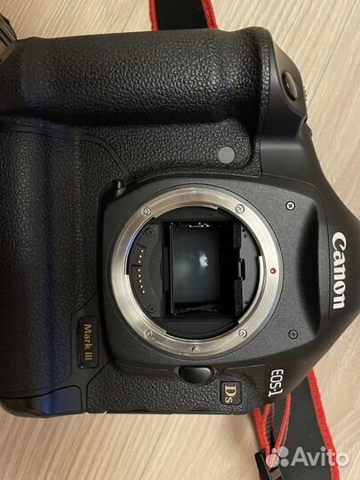 Зеркальный фотоаппарат Canon 1Ds Mark III
