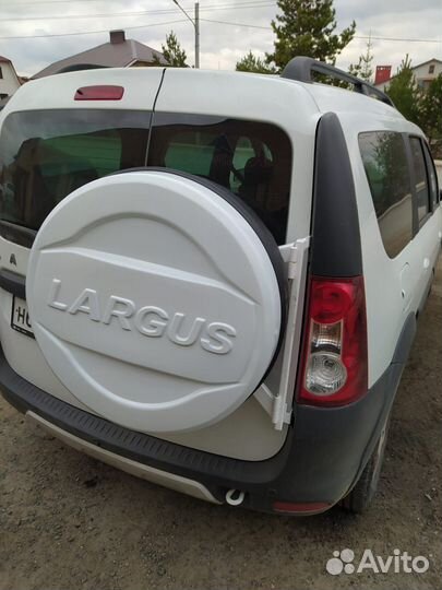 Колпак запаски белый + кронштейн Лада Ларгус
