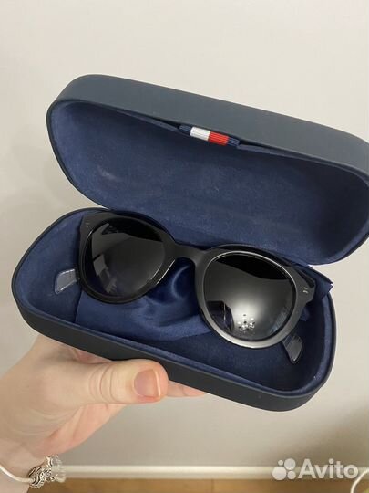 Очки tommy hilfiger