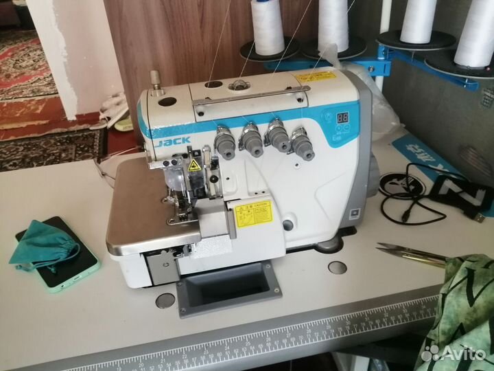 Швейная машинка jack f5