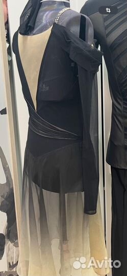 Костюм для фигурного катания