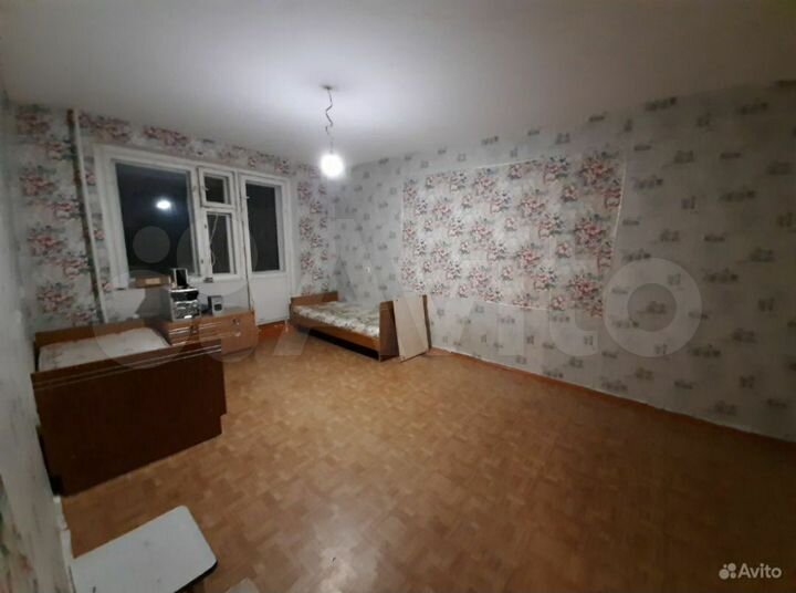 3-к. квартира, 94 м², 3/10 эт.