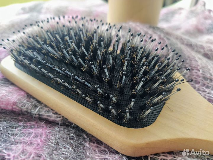 Расческа массажная с натуральной щетиной