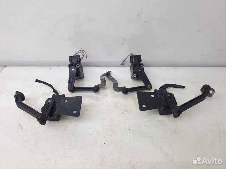 Датчик положения кузова Mercedes-Benz Gl X164 4.7