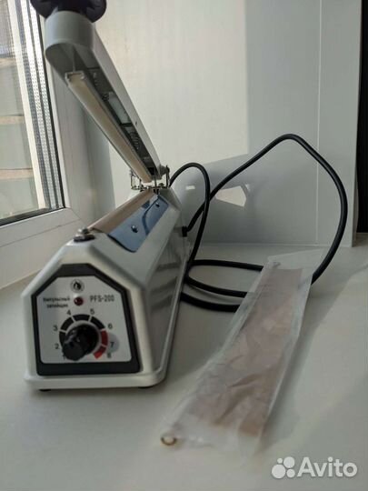 Ручной импульсный запайщик пакетов PFS-200