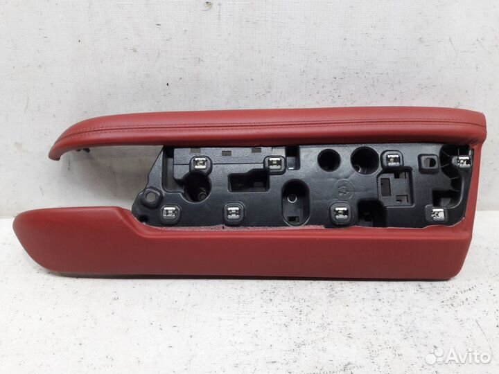 Обшивка двери передняя правая Land Rover Range