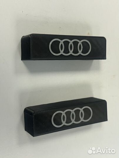 Рамка магнитолы Audi A4 b5