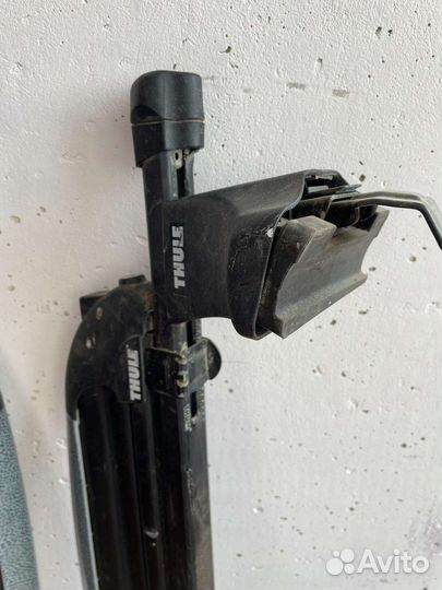 Багажник с креплением для лыж и сноуборда thule