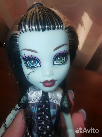Кукла Монстер Хай Фрэнки базовая