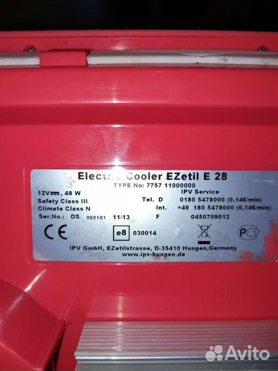 Продаю автомобильный холодильник Ezetil E28