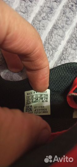 Продам футзалки, бутсы