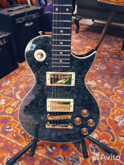 Электрогитара les paul