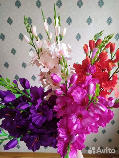 Искусственные новые цветы (разные)