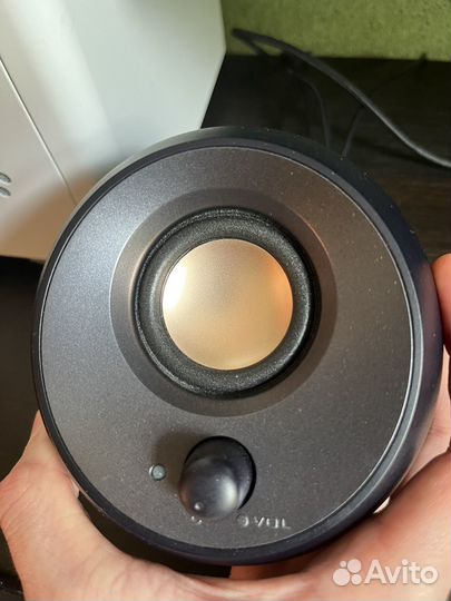 Колонки creative pebble v2